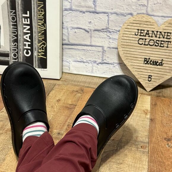 OOFOS OOcloog Recovery Slip On Clogs Comfort Black M9 W11 - Picture 12 of 12